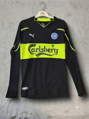 Puma Odense Boldklub OB Retro Football Jersey Long Sleeve Size S like new