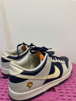 Nike Dunk sneakers like new, size 40 women, white and blue