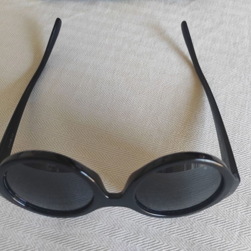 Le Specs The Dandy sunglasses used, black oval frame