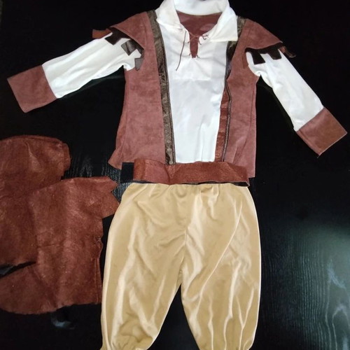 Robin Hood children's carnival costume used, 2 years old