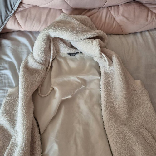 Admiral women's beige fluffy jacket like new, size M
