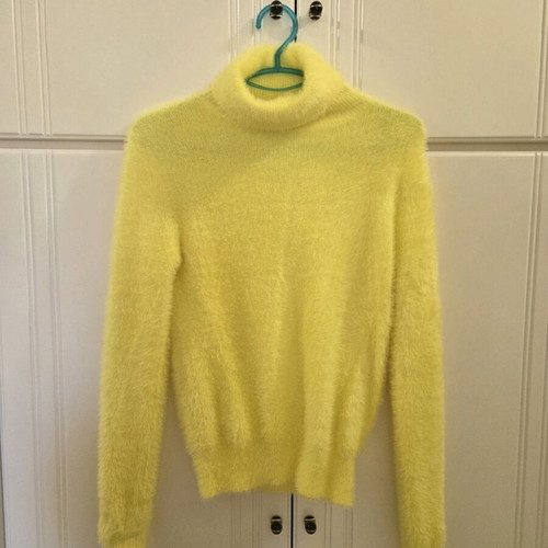 Silia D yellow turtleneck sweater new one size