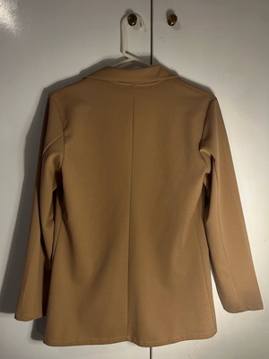 Camel jacket like new, size M