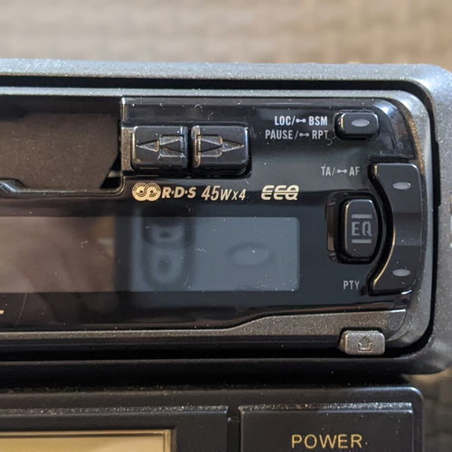 Pioneer KEH-P1010R car stereo like new