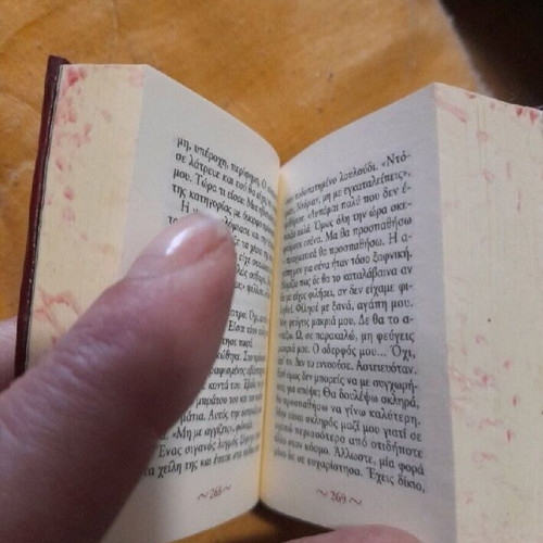 Mini books like new, pack of 3
