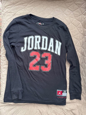Jordan Kids Long Sleeve Practice Flight LS Tee Like New