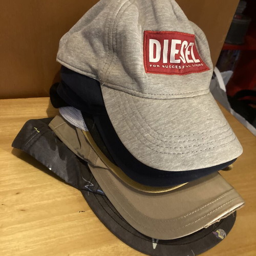 Hats pack of 5 used, Diesel, Nike, Maui, Monster
