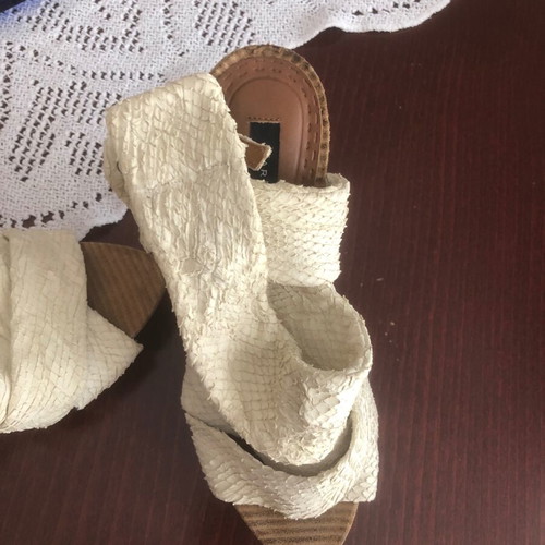 Zara leather sandals like new, white, snake skin effect, size 38