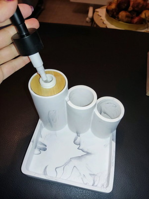 Ceramic bathroom set 4 in 1 with marble look, unused