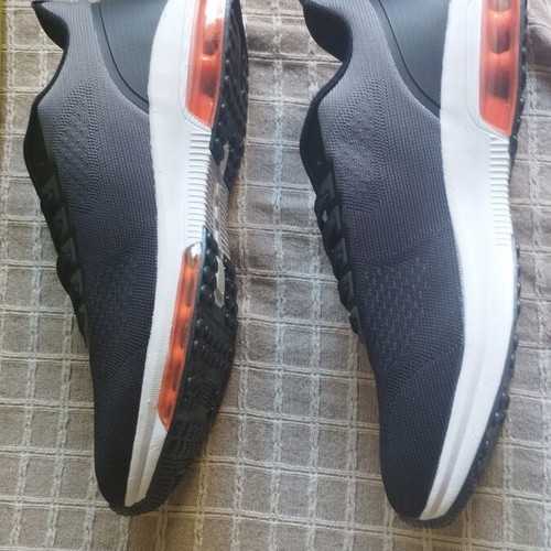 Atlanta footwear athletic shoes with vapor memory foam, sizes 42 & 43