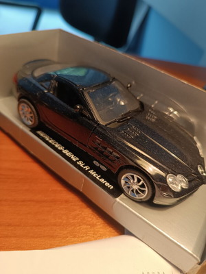 Αυτοκινητάκι Mercedes SLR McLaren 1:32 καινούργιο