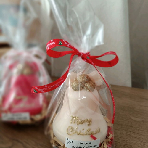 Handmade soy scented candle bell shape burgundy 130g
