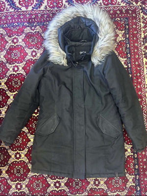 Only jacket like new, black, windproof and waterproof