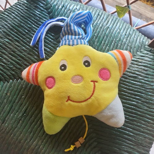 Musical star toy like new