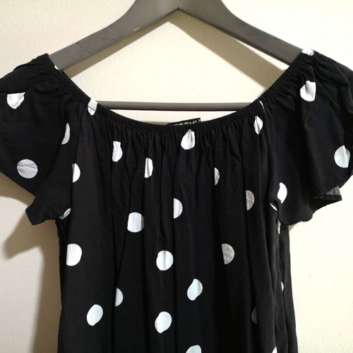 Summer polka dot blouse like new, black and white, size S/M