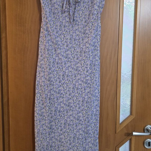 Lilac maxi dress with floral print and thin straps, size M