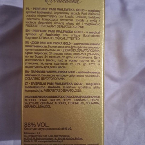 Boxes from branded perfumes new