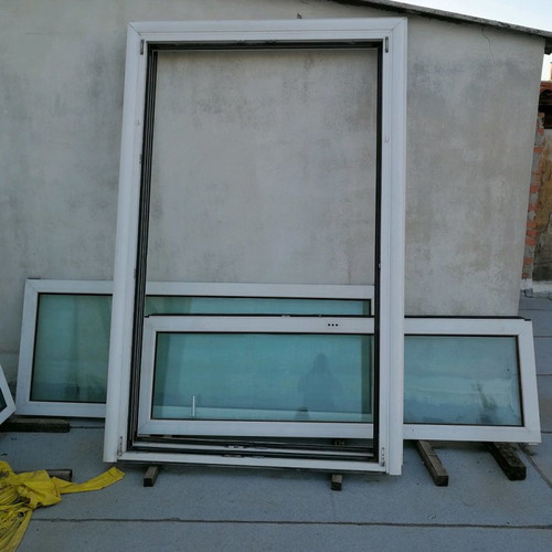 Doral aluminum balcony doors triple-glazed white like new, set of 4