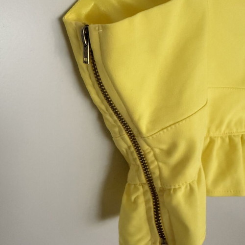 Crop top Toi&Moi size Small like new, yellow