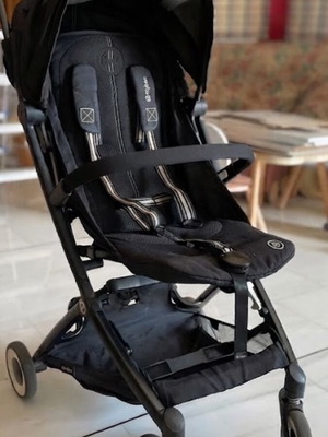 Cybex Libelle lightweight travel stroller compatible with airplane