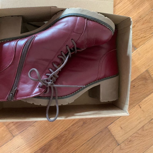 Silia D ankle leather boots like new, burgundy red, size 39