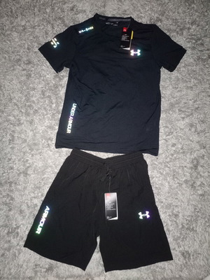 Under Armour σετ καινούργιο με ετικέτες, μέγεθος medium