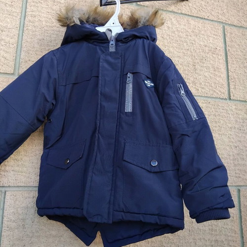 New college jacket for 2 years like new, warm