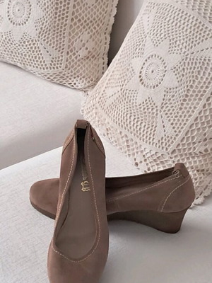 Ragazza leather pumps beige size 41 like new