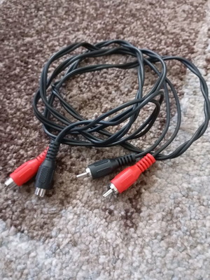 RCA cable 1.5m like new, male to female