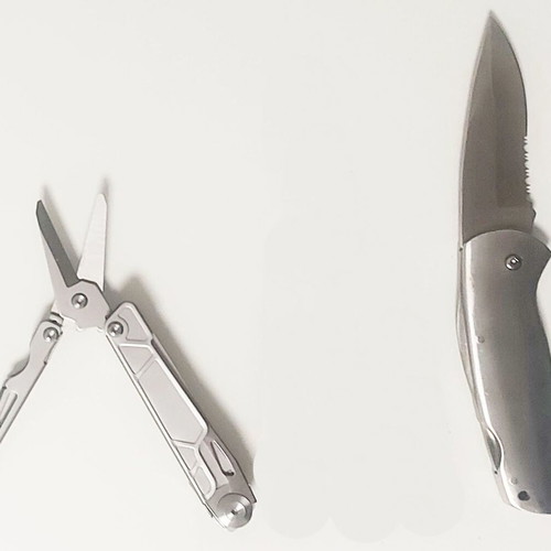 Multitool with locking knife, scissors and screwdriver like new