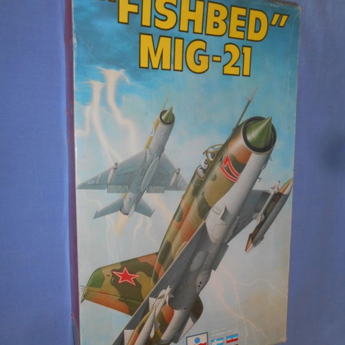 Fishbed MIG 21 1/48 new