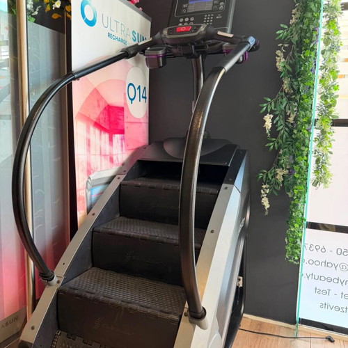 Stair Master fitness stepper like new