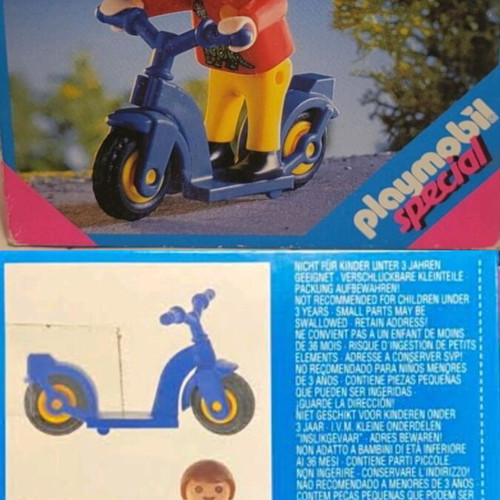 Playmobil 4538 Boy Roller Scooter Vintage 1997 like new