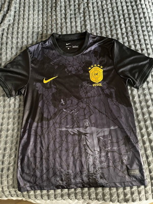 Nike Brazil Football Jersey medium new with Christ statue design