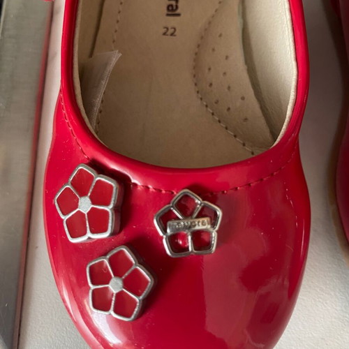 Mayoral patent leather ballerinas size 22 like new