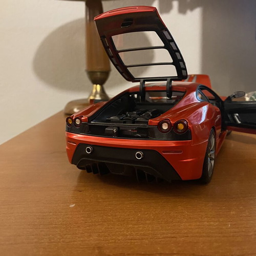 Ferrari 430 Scuderia 1/18 Hotwheels Elite model car
