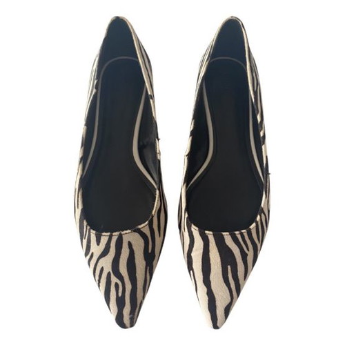 Mango flats used with zebra print, size 38