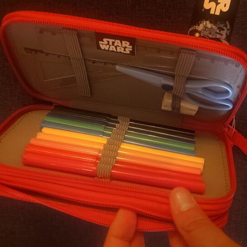 Star Wars pencil case with stationery