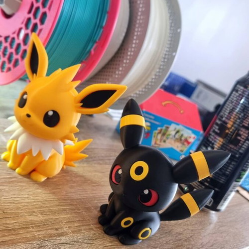 Umbreon Chibi collectible Pokémon figure