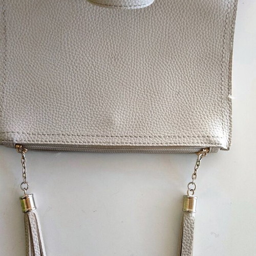 Women's backpack in beige/cream color like new