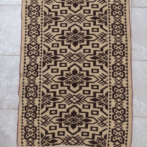 Set of 3 double-sided rugs like new