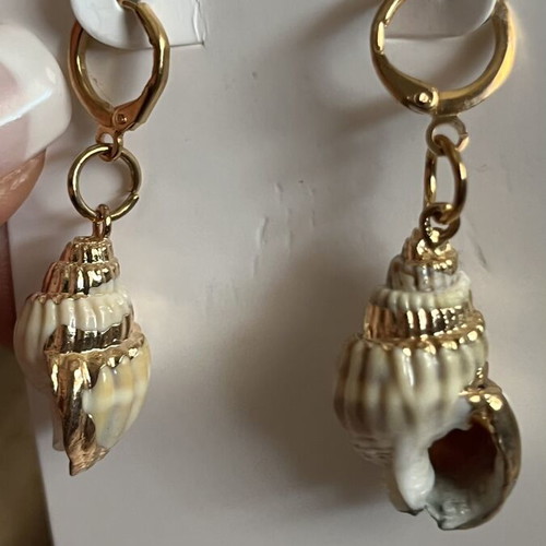 Earrings made of natural shell new, beige and gold tone