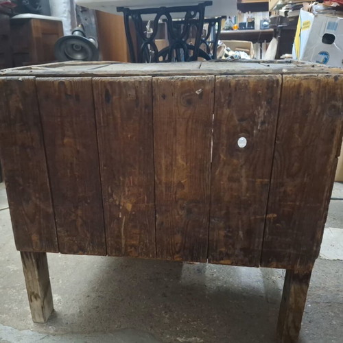 Old wooden cobbler bench with 30 tools used, rare museum set