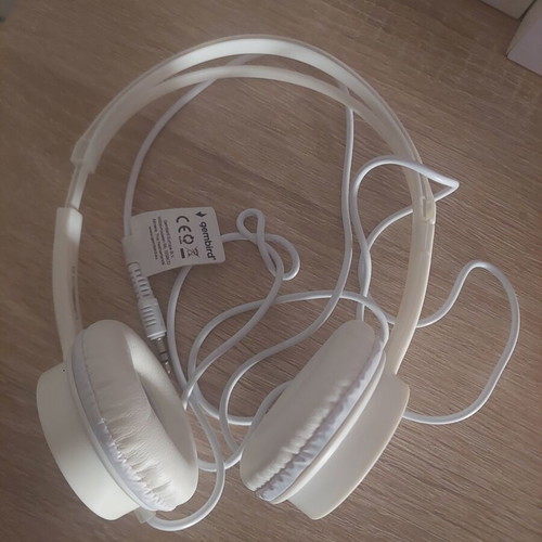 Gembird Kids Headphones like new with Volume Limiter wired