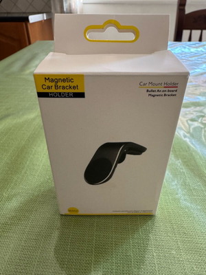 Magnetic phone holder new, black with clip for air vent