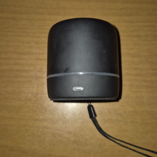 Mini speaker like new, portable Bluetooth