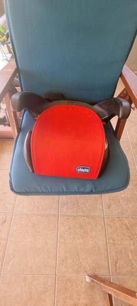 Chicco καθίσματακι booster