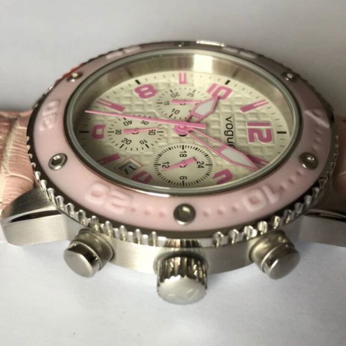 Vogue 202017201 pink wristwatch new with leather strap