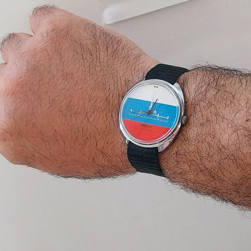Raketa Retro 1970 wristwatch like new, men's manual wind blue red