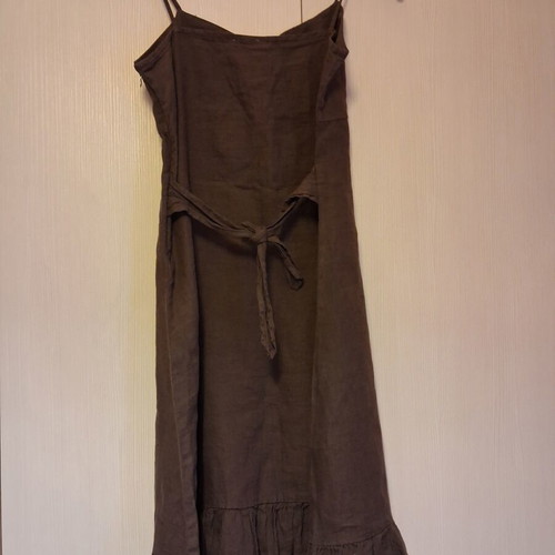 Linen dress new, brown with decorative beads and ruffle hem